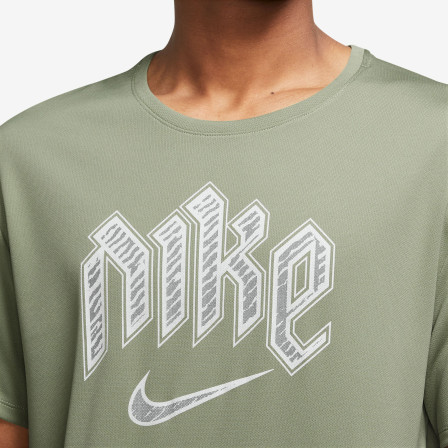 Camiseta Manga Corta de running Nike Dri-Fit Run Division Mile