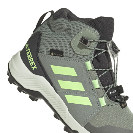 Bota de outdoor Terrex Mid Gtx K