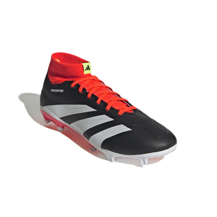 Bota de futbol Predator League Fg