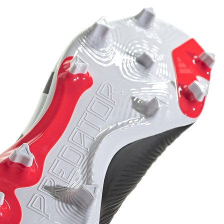 Bota de futbol Predator League Fg