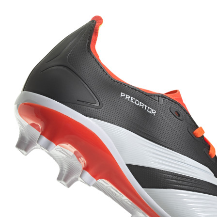 Bota de futbol Predator League L Fg