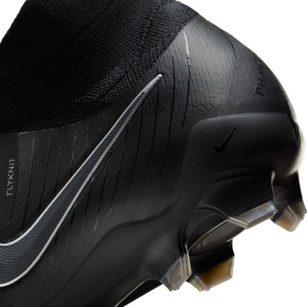 Bota de futbol Phantom Luna Ii Pro Fg