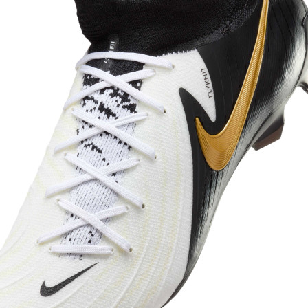 Bota de futbol Phantom Luna II Pro Fg