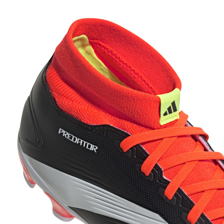 Bota de futbol Predator League Mg