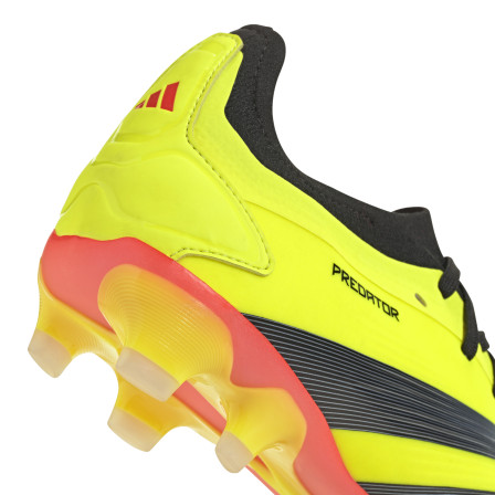 Bota de fútbol Predator 24 Pro multisuperficie