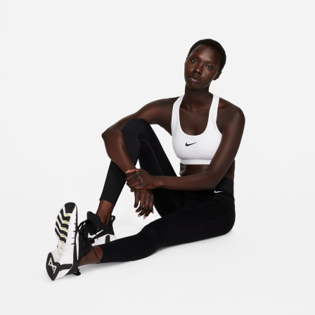 Sujetador training Nike Swoosh Medium Support