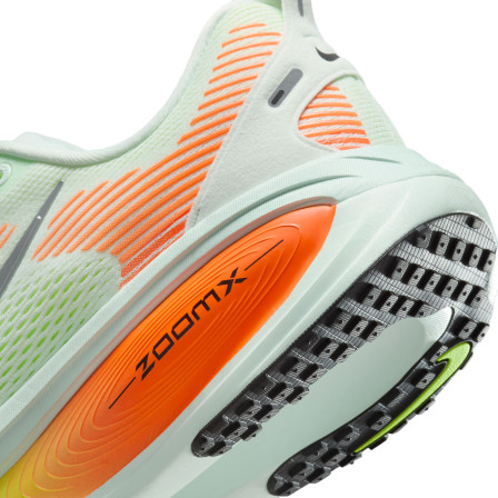 Zapatillas running Nike Vomero 18