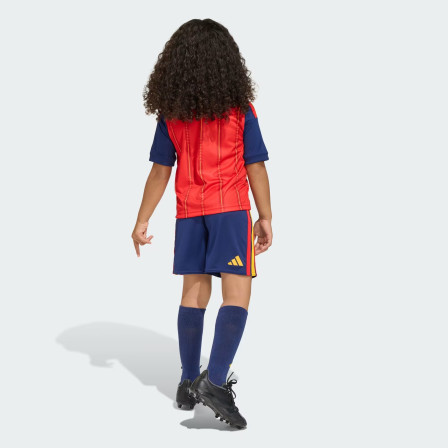 Conjunto de fútbol primera equipación España 26