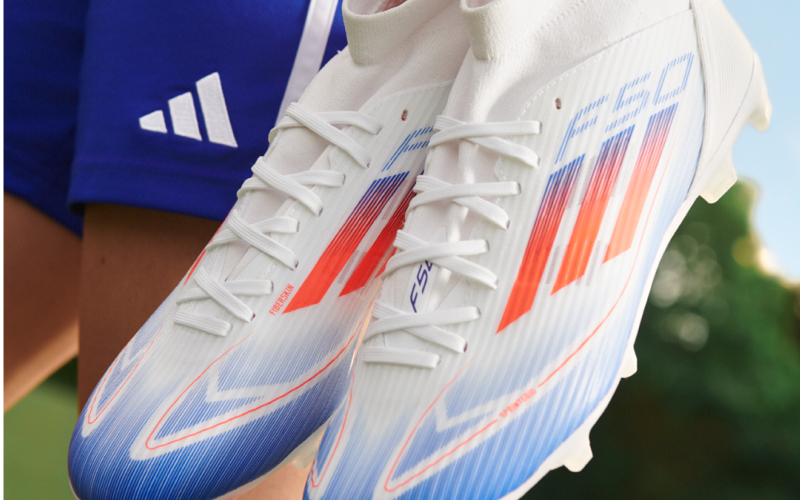 Botas de fútbol para césped artificial