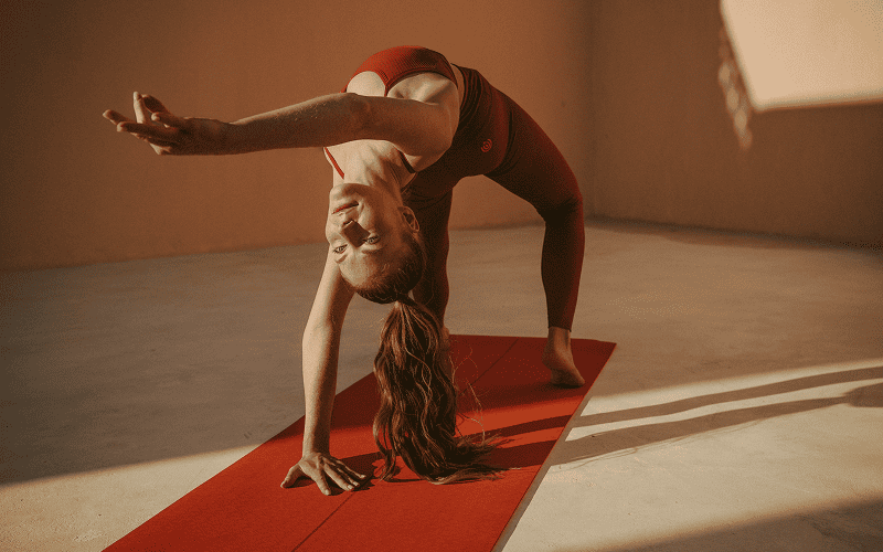 Yoga para principiantes: posturas básicas y beneficios para la salud