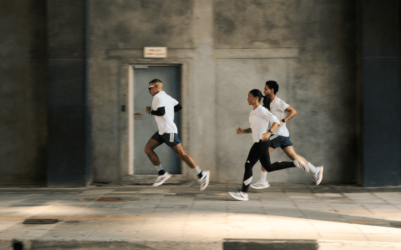 Adidas Adizerol Evo SL: la zapatilla rápida sin placa con color exclusivo en Intersport